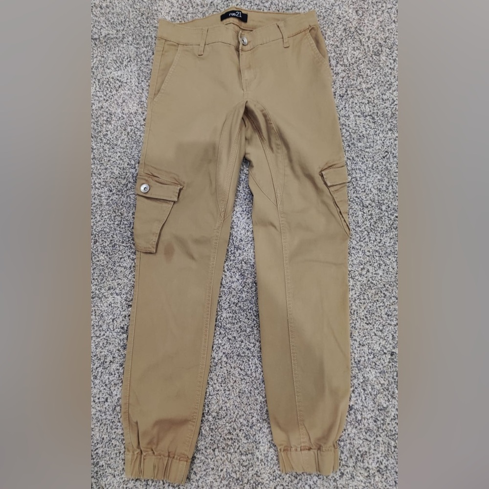 Brown Capris Pant with Pockets